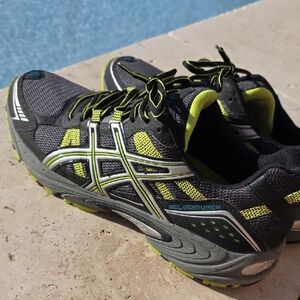 ASICS Gel-Venture 4 Black and Neon Running Shoes